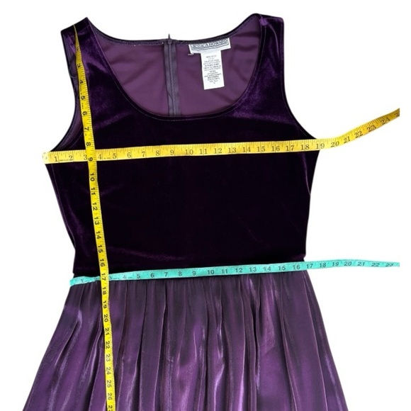 Jessica Howard Purple Velvet & Shimmer Evening Gown - Size 14 - Picture 9 of 10